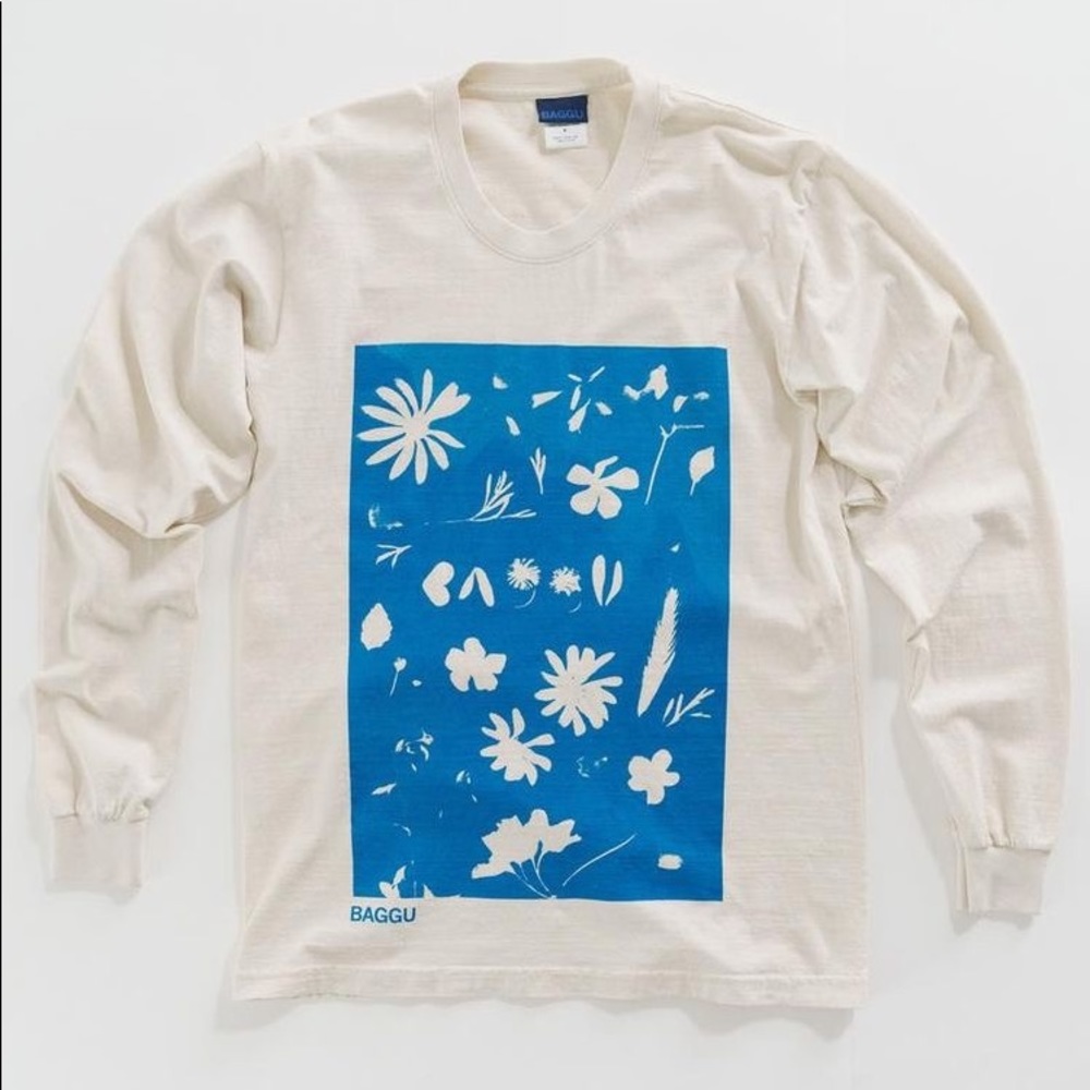 ISO!! ☻ Baggu x Everybody World Sun Print Tshirt